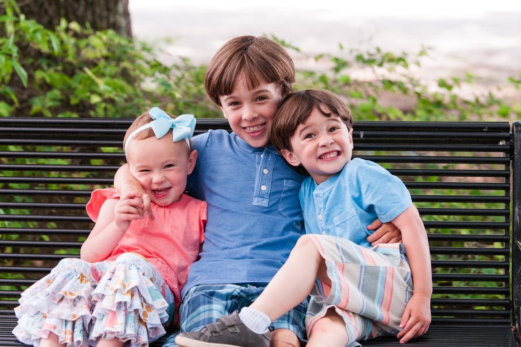 kids together on bench
